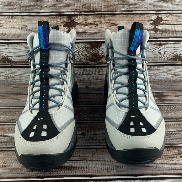 nike air tallac lite